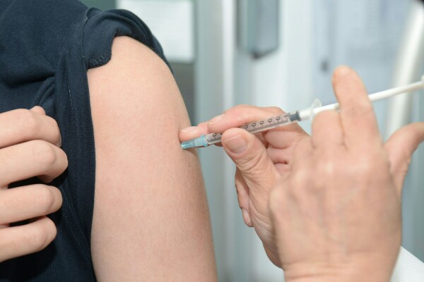 Image for article titled Winter Covid & Flu Vaccination Clinics 